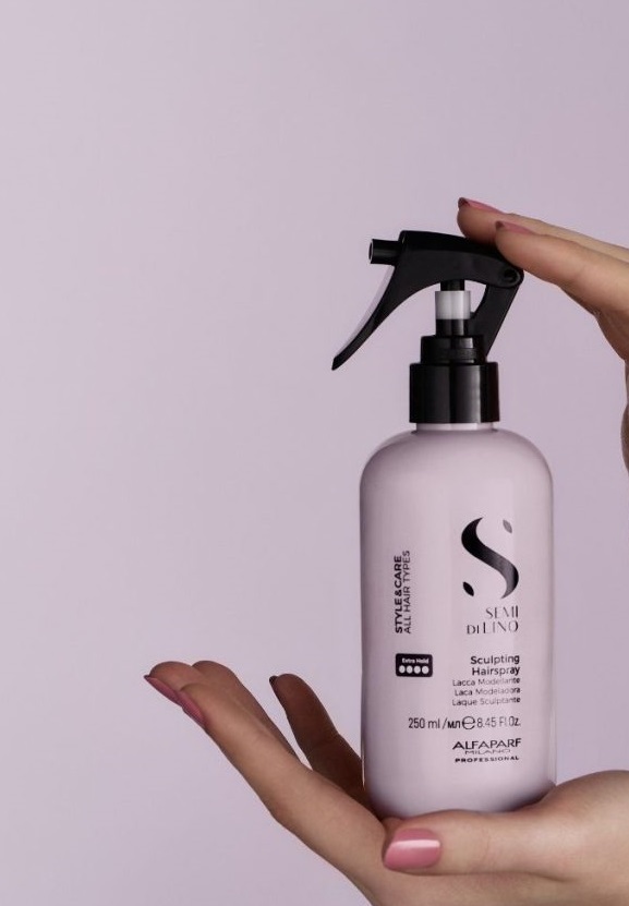 ТЕЧЕН ЛАК С ЕКСТРА СИЛНА ФИКСАЦИЯ ALFAPARF STAYLE SCULPTING HAIR SPRAY 250ml